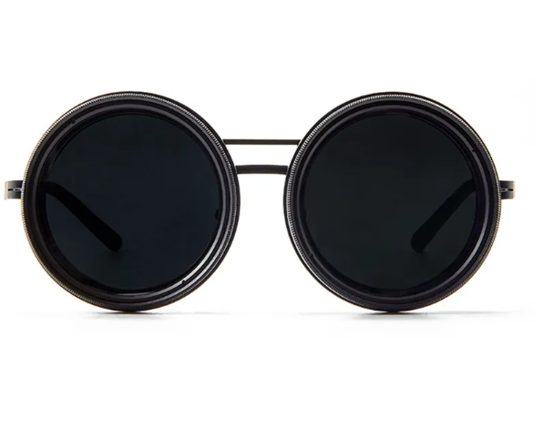 Shade adjusting glasses